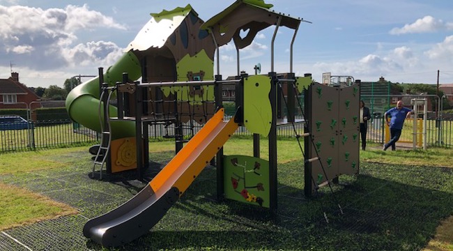 A photo of the Crescent Play Area in Littleham, Exmouth