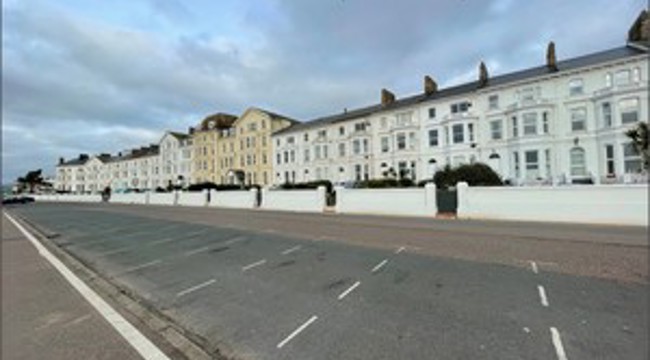 New flood defence walls along Morton Crescent