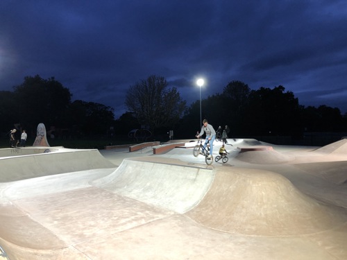 Keith Barlow at Exmouth skatepark in Phear Park