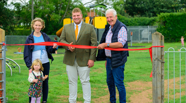 Councillor Charlotte Fitzgerald, her daughter Elsa, Councillor Henry Riddell and Councillor Geoff Jung. Photo credit: Ihor Andriienko